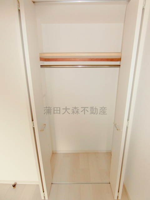 コスモリード西馬込の設備|洋室6帖　収納　クローゼット