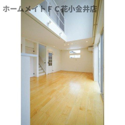 【居間・リビング】 | 小川西町５丁目貸家