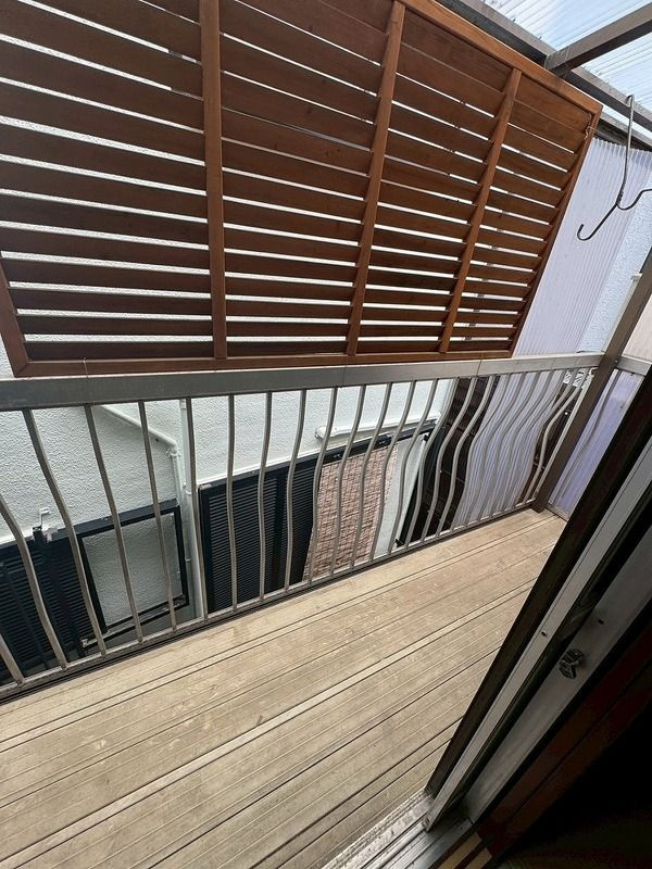 春日東町貸家