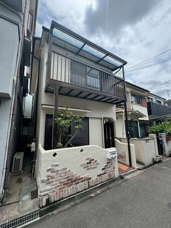 春日東町貸家