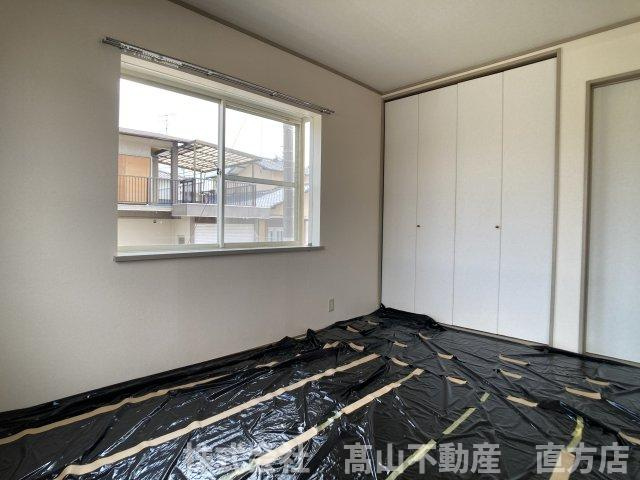 直方市大字感田のアパートの和室