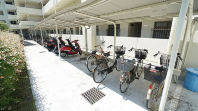 【駐輪場】 | 古江西町パークマンション306 | 収容台数豊富な駐輪場