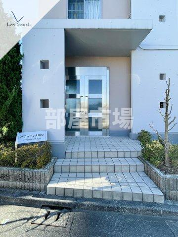 荒川区町屋６丁目の賃貸マンションのエントランス