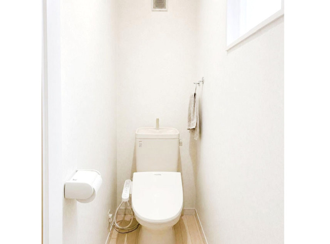 【トイレ】 | 富士見市水子　中古一戸建住宅　(ふじみ野店) | 1階と2階にそれぞれトイレがあり便利な生活同線を実現。