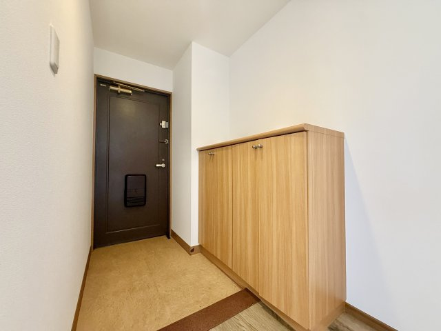 ライオンズマンション正徳町A棟の玄関