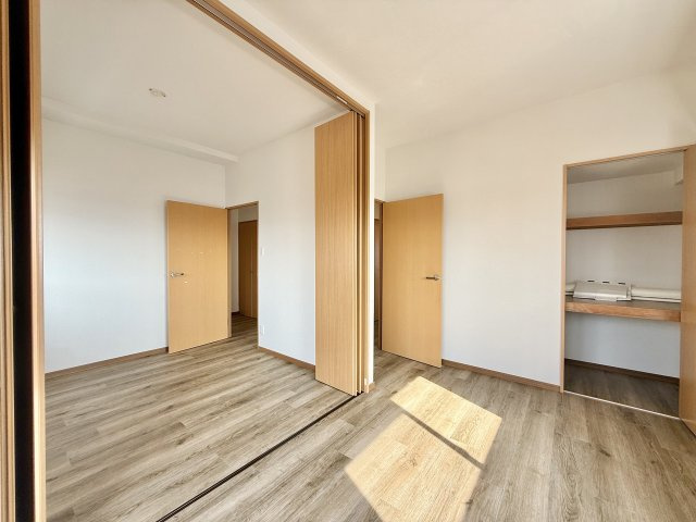 ライオンズマンション正徳町A棟の洋室