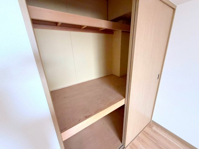 グランデックス上荻の収納