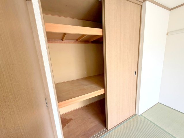 グランデックス上荻の収納