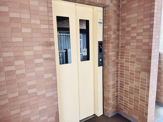 パークフィーネ南大沢４番館のその他共用部分|～エレベーター付き～