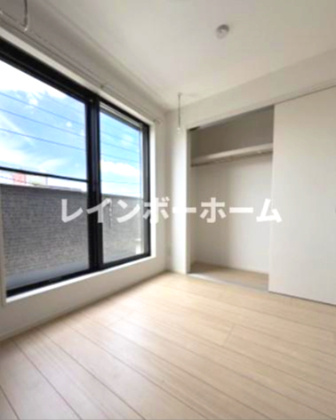千葉市中央区蘇我１丁目のアパートの居間・リビング