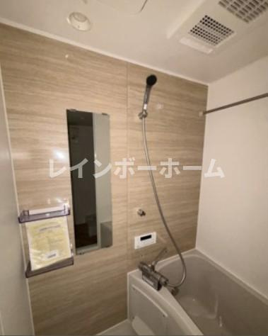 千葉市中央区蘇我１丁目のアパートの浴室