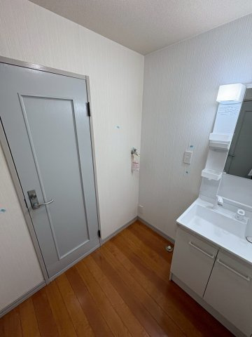 国分ガーデンハイツ　の洗面所