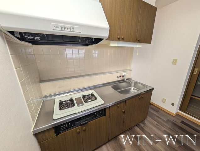 WEST COURT N棟のキッチン|イメージ（同建物内別部屋の写真です）