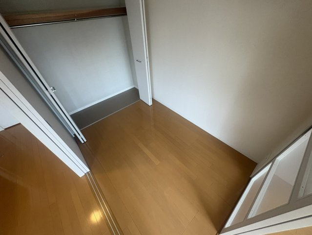 パークレジデンス江坂の洋室