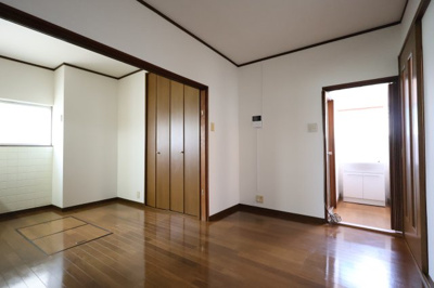 【居間・リビング】 | 向野町戸建賃貸