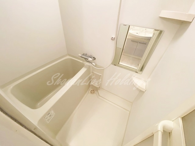 平塚市明石町の賃貸マンションの浴室