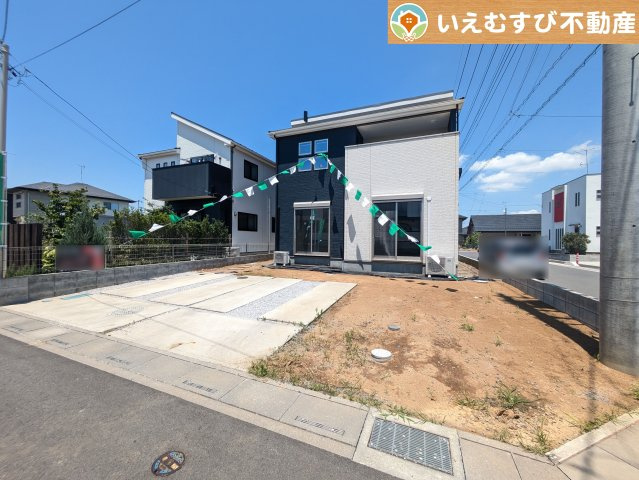 鴻巣市北新宿3期4号棟の庭|ガーデニングが楽しめそう
季節の草花で彩りを！ガーデニングで緑あふれる景色を作るのも楽しみ♪