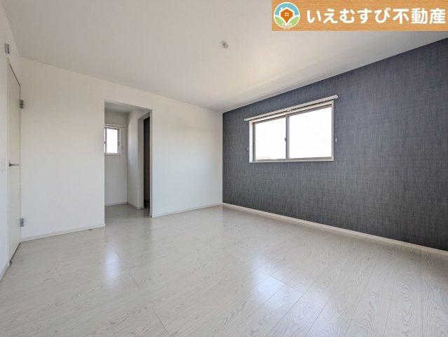 鴻巣市北新宿3期4号棟の洋室