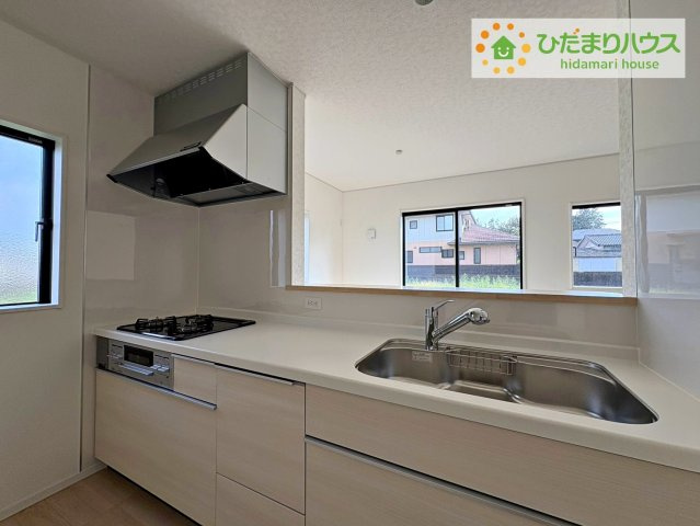 ひたちなか市津田第3　新築戸建　4号棟のキッチン|LDKと一体の空間を演出してくれる、オープンキッチン!(^^)!