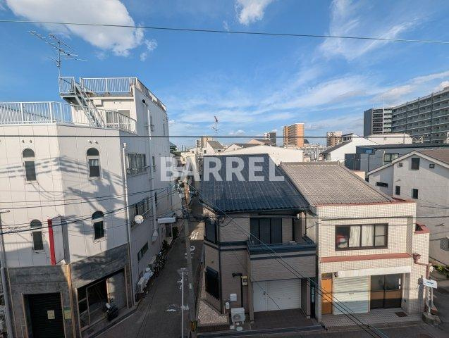 ミクスト十三東の展望