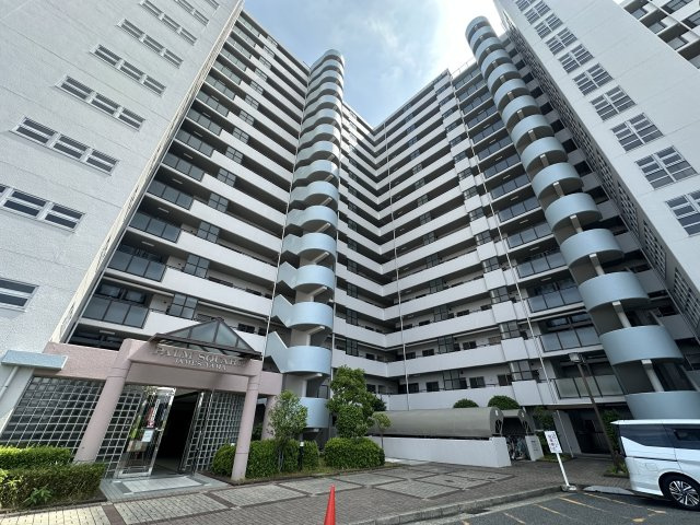 パームスクエアジェームス山の外観