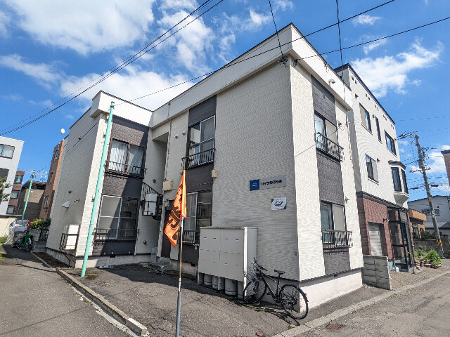 ハイツひろうみ