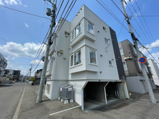 ラピス南平岸