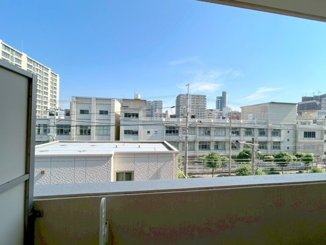 セントロイヤルクラブ新大阪の展望