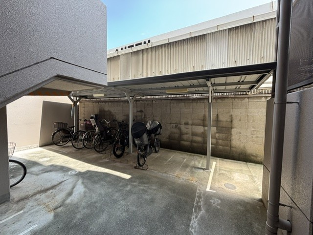 グローバル御幣島駅前の駐輪場
