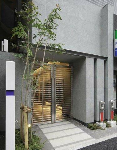 プラウドフラット浅草駒形のエントランス