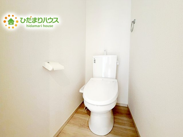 【トイレ】 | 水戸市堀町25期　新築戸建　2号棟 | 1・2階にトイレあるため、同時に利用でき混雑を避けられますね