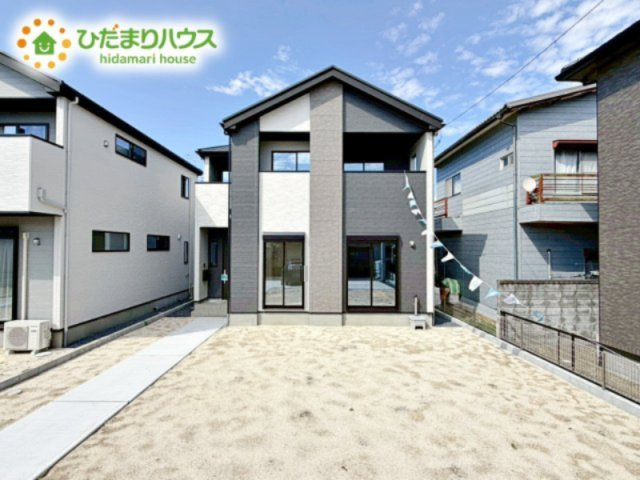 【外観】 | 水戸市堀町25期　新築戸建　2号棟 | 是非一度、ご家族そろってご内覧ください♪
