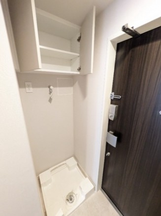 千代田区神田神保町１丁目の賃貸マンションの収納