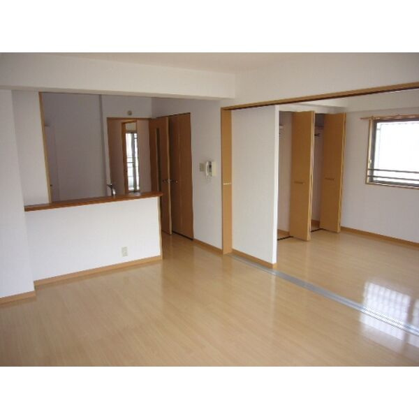 GOOD　WOOD　S　宮竹小学校区の居間・リビング|GOOD　WOOD　S