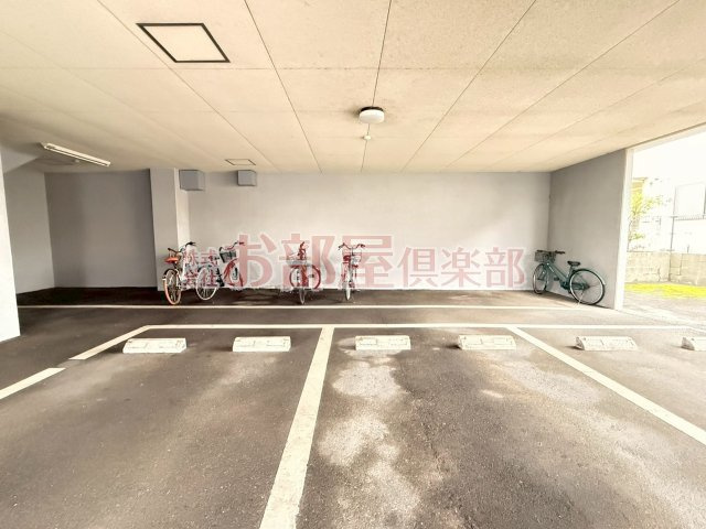 KA-SA浪打の駐車場|駐車スペースもあります