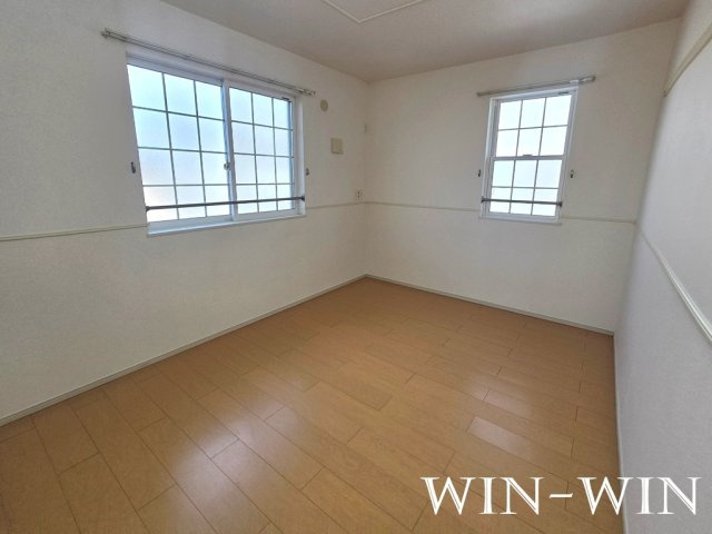 ソレイユ・西口 Bの洋室|イメージ（同建物内別部屋の写真です）
