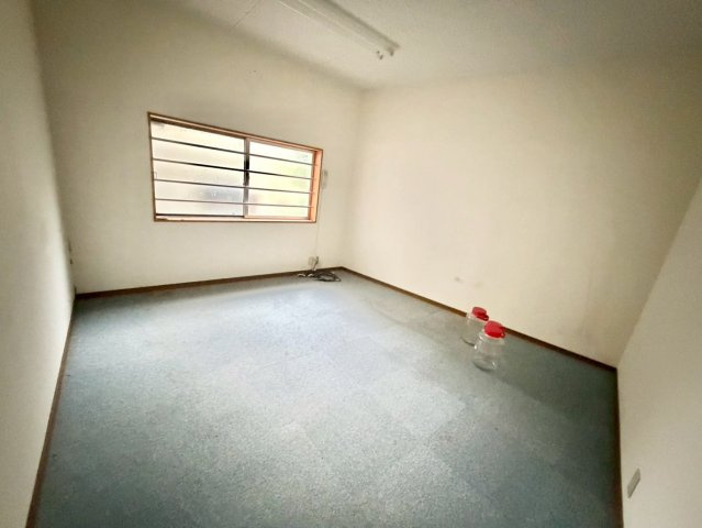 泉佐野市上瓦屋倉庫の内装|建物内