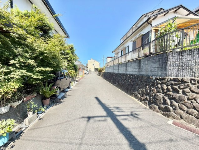 泉佐野市上瓦屋倉庫の周辺|前面道路