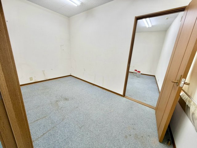 泉佐野市上瓦屋倉庫の内装|建物内部