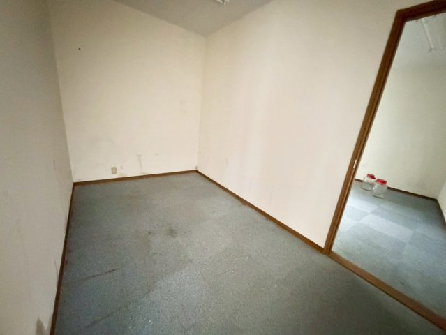 泉佐野市上瓦屋倉庫の内装|建物内