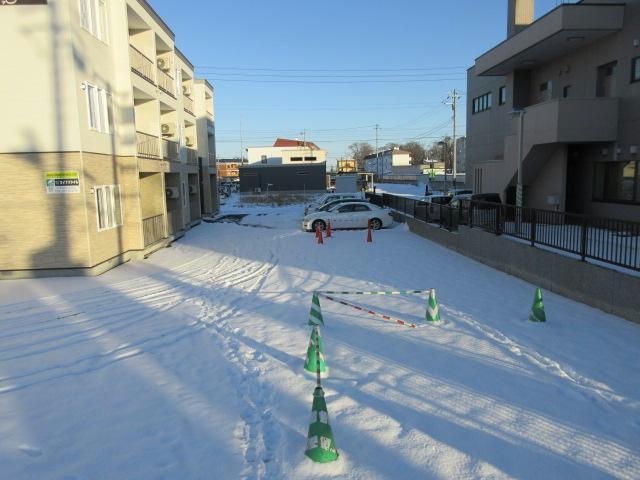 カーサ・レジーナの駐車場