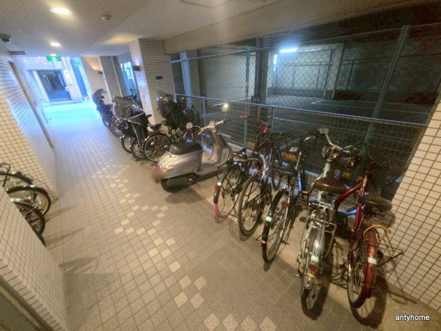カーサ日本橋　仲介手数料無料の駐車場