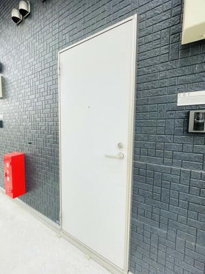 【エントランス】 | ヒューゲルハイム岸谷