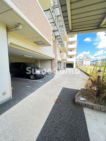 シエテ南塚口の駐車場|駐車場があります