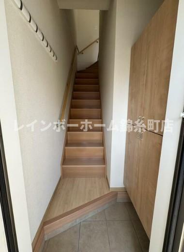 CASA BLUの玄関