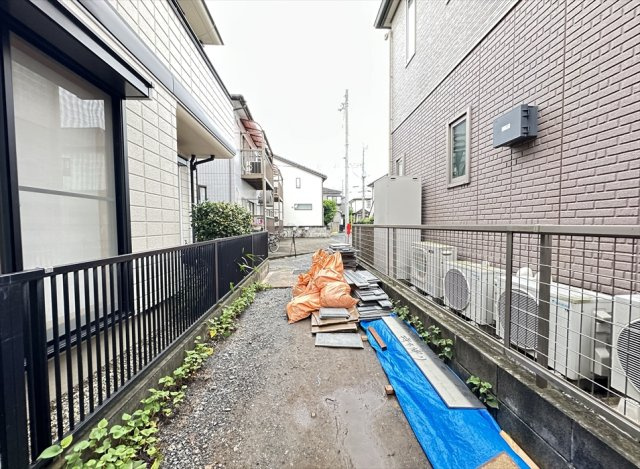 【外観】 | 志木市本町3丁目　新築一戸建住宅　全1棟　(丸井志木店) | 販売現地／2026年7月2日撮影
充実の設備仕様で快適な暮らしをサポート
