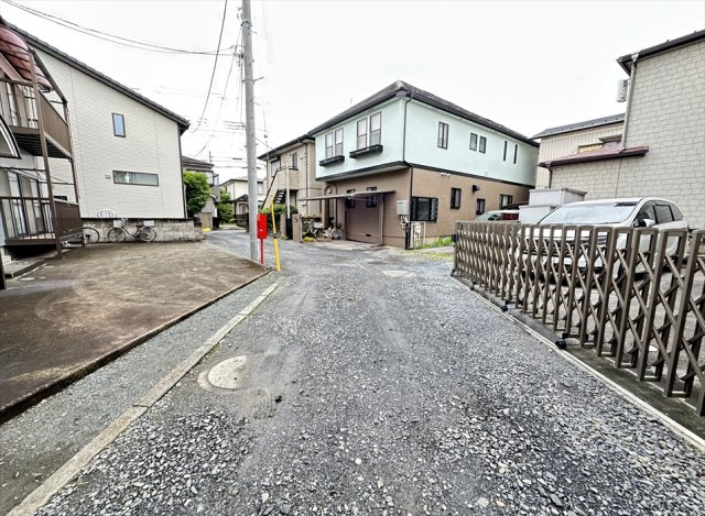 【前面道路含む現地写真】 | 志木市本町3丁目　新築一戸建住宅　全1棟　(丸井志木店) | 前面道路の様子