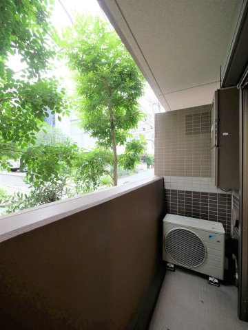 PREMIUM CUBE G 三軒茶屋の内装|内装は落ち着いています