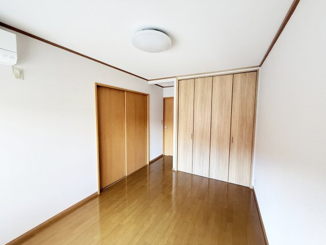 【洋室】 | 泉が丘地神コーポ