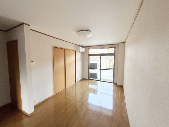 【居間・リビング】 | 泉が丘地神コーポ